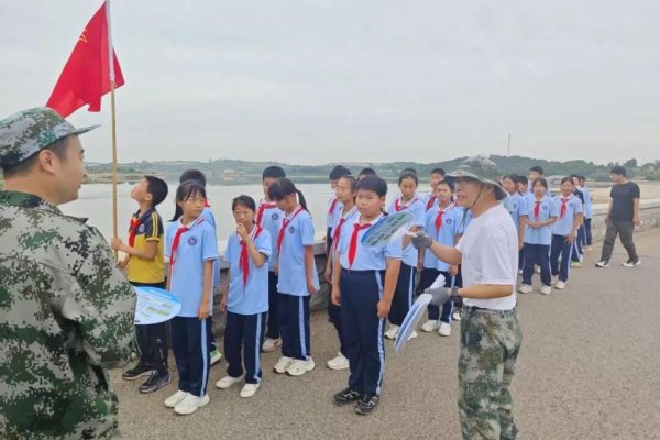 牛来了 威海: 筑牢防溺安全线! 泊于水库管理所开展水上救援演练
